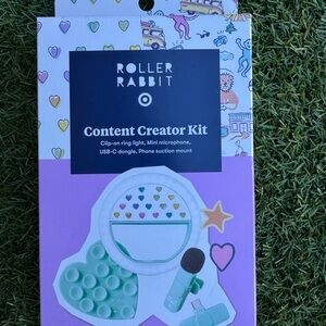 Roller Rabbit Content Creator Kit